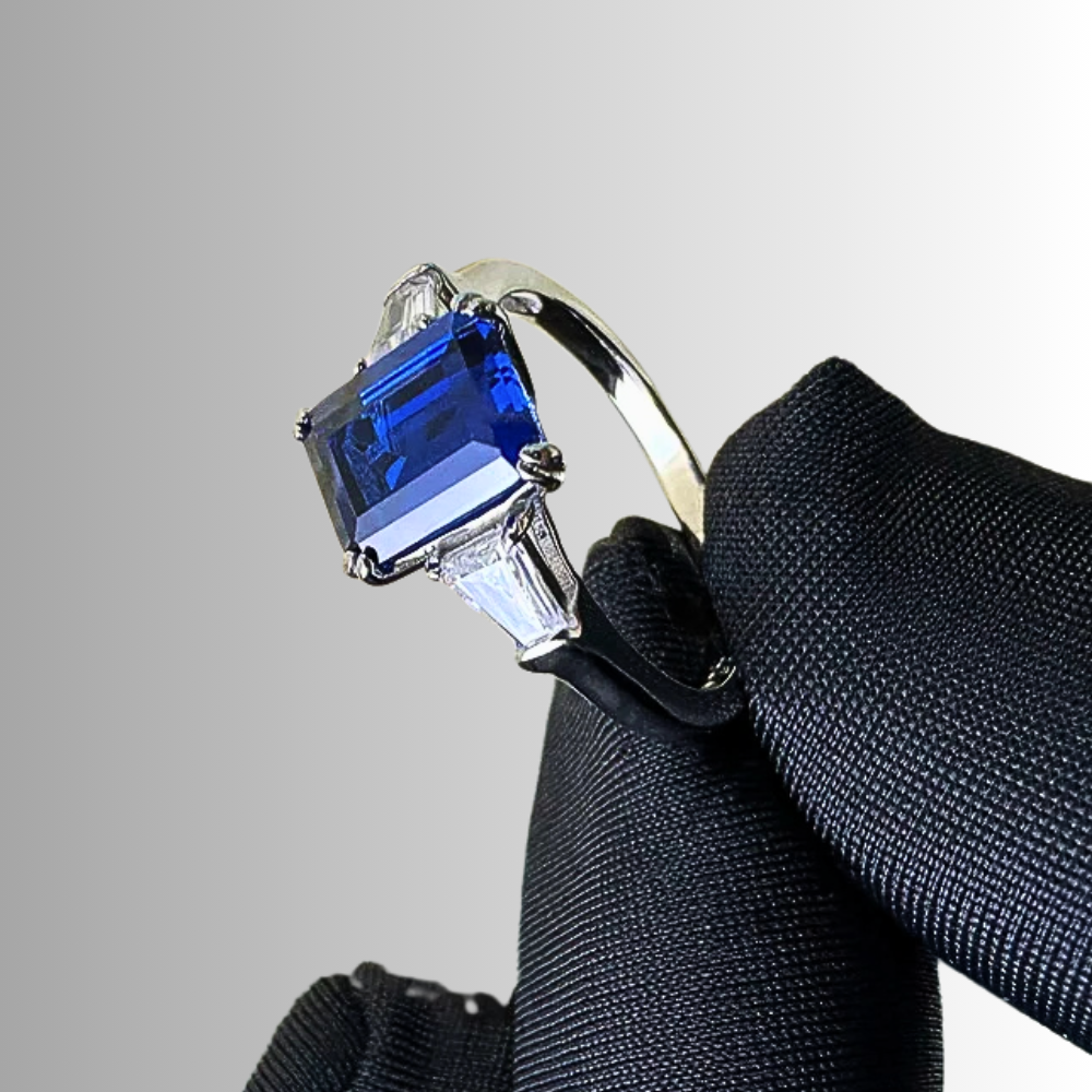 Trilogy con Tanzanite creata in Laboratorio di ct 2,50