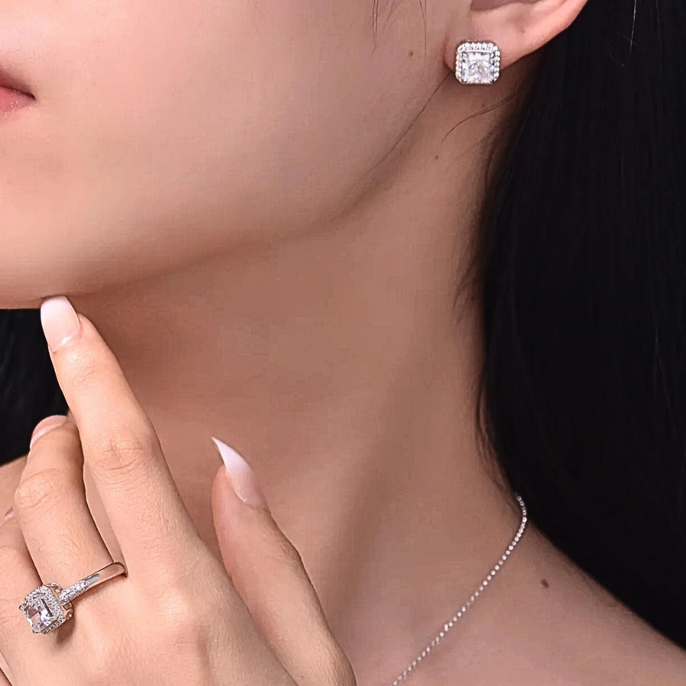 Orecchini a Rombo con Moissaniti Colorate di Ct 4,00