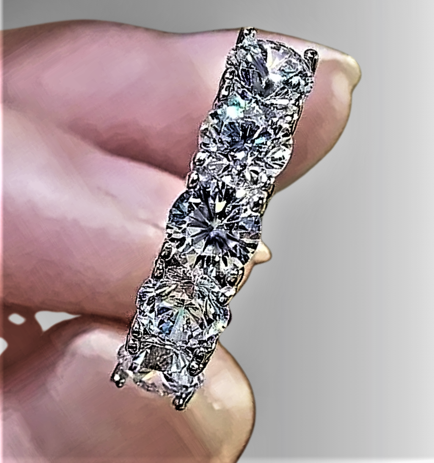 Fede a 5 Pietre con Moissanite D Color VVS1 per ct 2.5  o ct 5,00