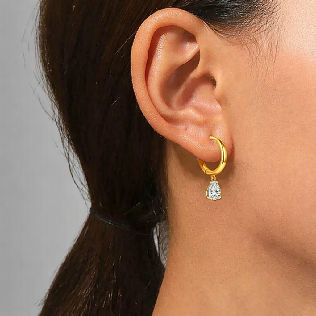 Orecchini ad anello con Moissanite Taglio Goccia per ct 1,00