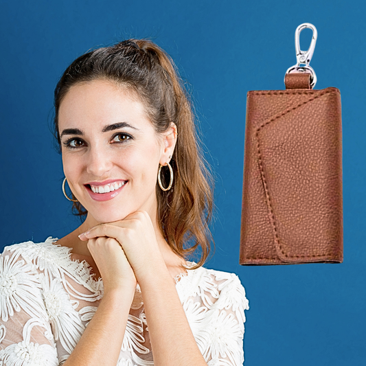 Llavero de piel sintética: elegancia y funcionalidad en un único accesorio 