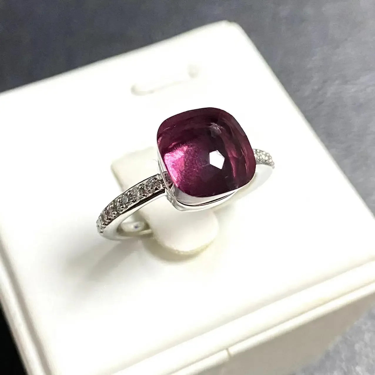 Ladies Square Candy Ring Slim Single Row Zircon Crystal Ring Platinum Plated Amethyst Jewelry Party Gift for Women