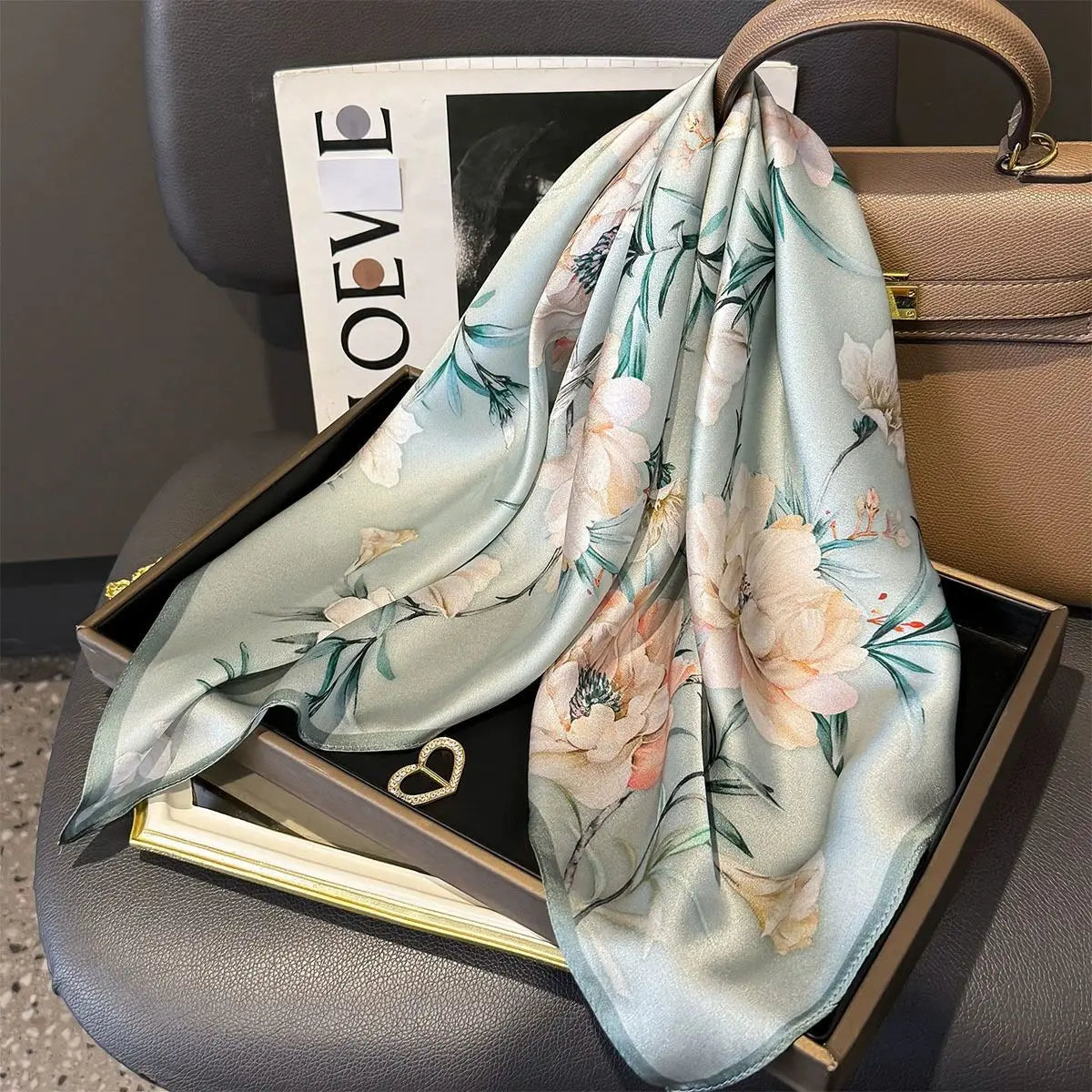 Foulard in Seta di Gelso a Stampe Fantasia
