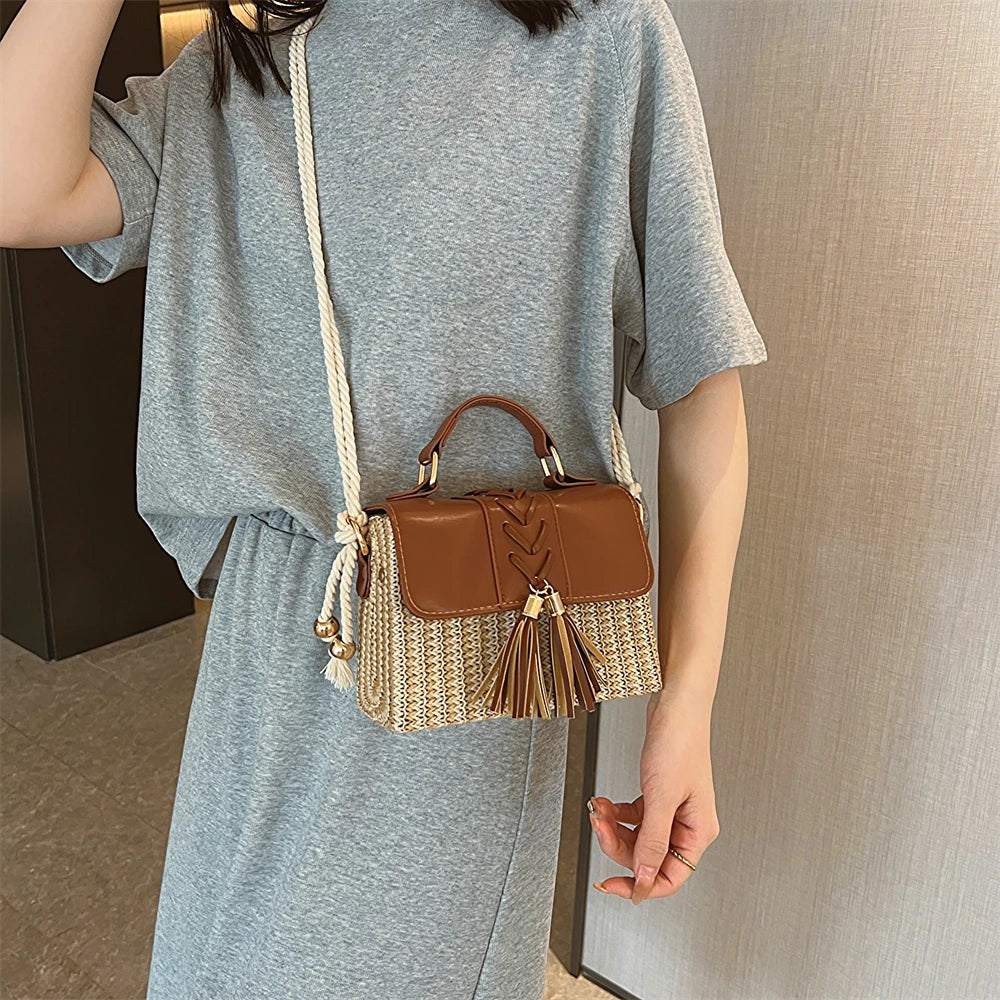 MOODS Straw Beach Bag For Women 2023 Summer New Luxury Designer Handbags Hit Color Tassels Shoulder Crossbody Box Bag Sac A Main