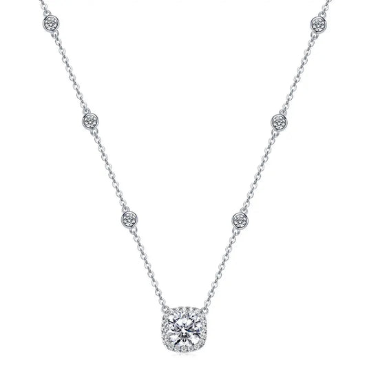 IOGOU Shiny 2.5ct Cushion Cut Moissanite Square Pendant Necklace for Women 925 Sterling Silver CZ Engagement Charm Fine Jewelry