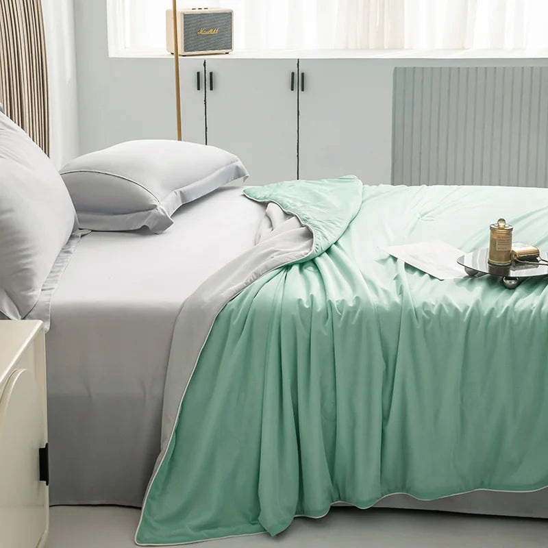 Cooling Blanket for Bed Silky Air Condition Comforter Lightweight Cooled Summer Quilt with Double Side Cold & Cooling Fabric