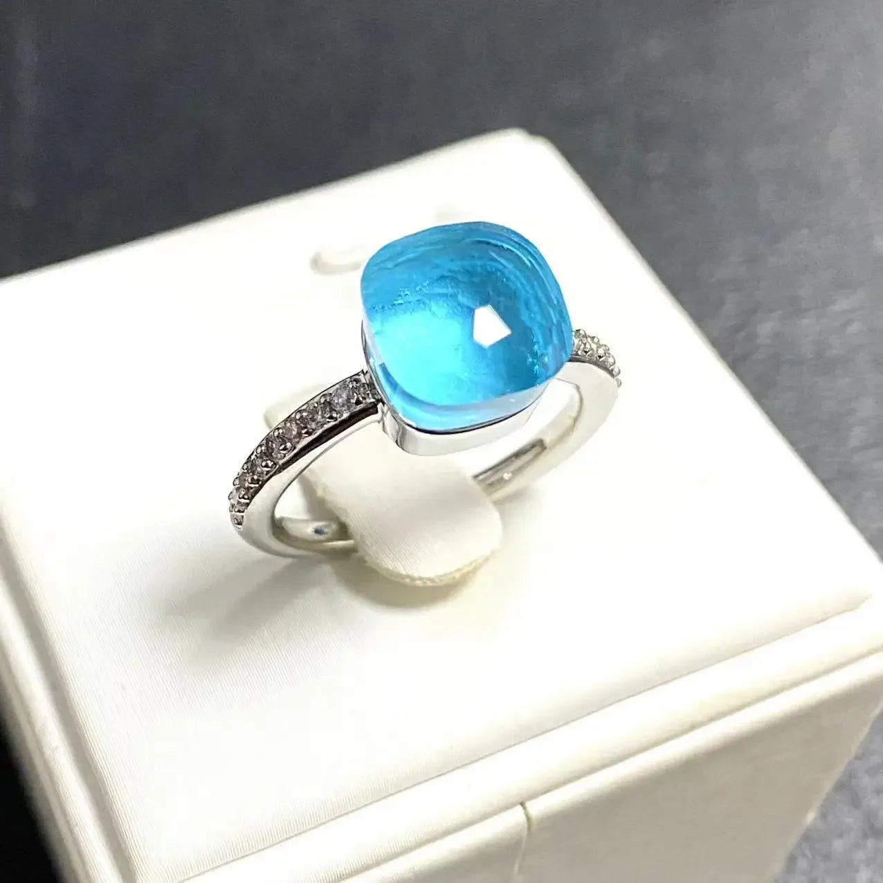 Ladies Square Candy Ring Slim Single Row Zircon Crystal Ring Platinum Plated Amethyst Jewelry Party Gift for Women