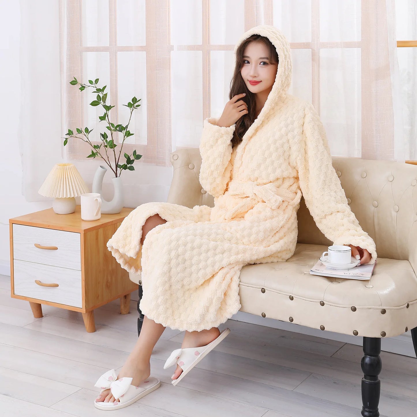 Lady Large Bath Towels For Body Coral Velvet Bath Towels Fashion Wearable Fast Drying Beach Spa Bathrobes Bath Skirts