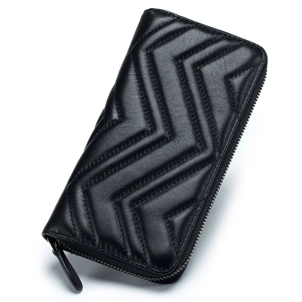 Portafoglio in Pelle di Pecora con Lavorazioni Design