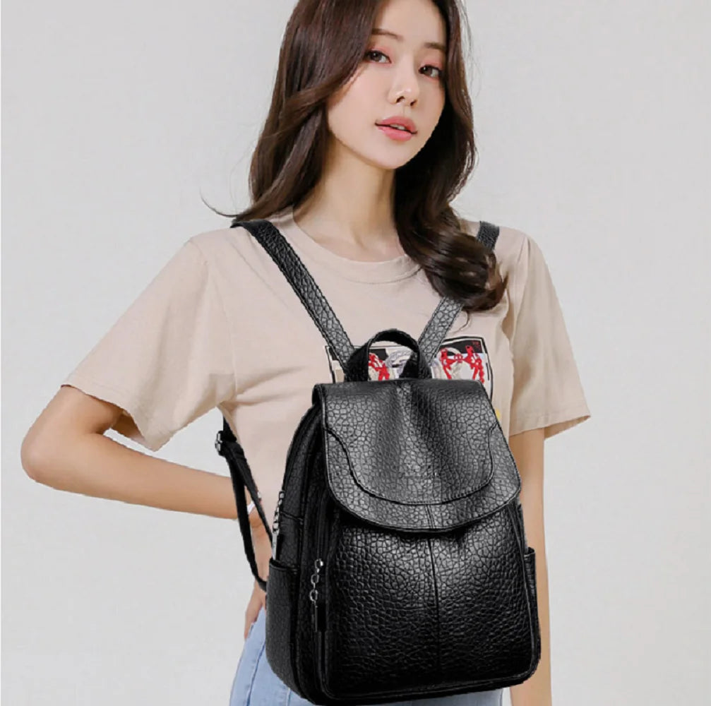 New Women's High Quality Leather Travel Backpack Fashion Luxury Large Capacity Shoulder Bags School Bag Teenagers Girls Totes