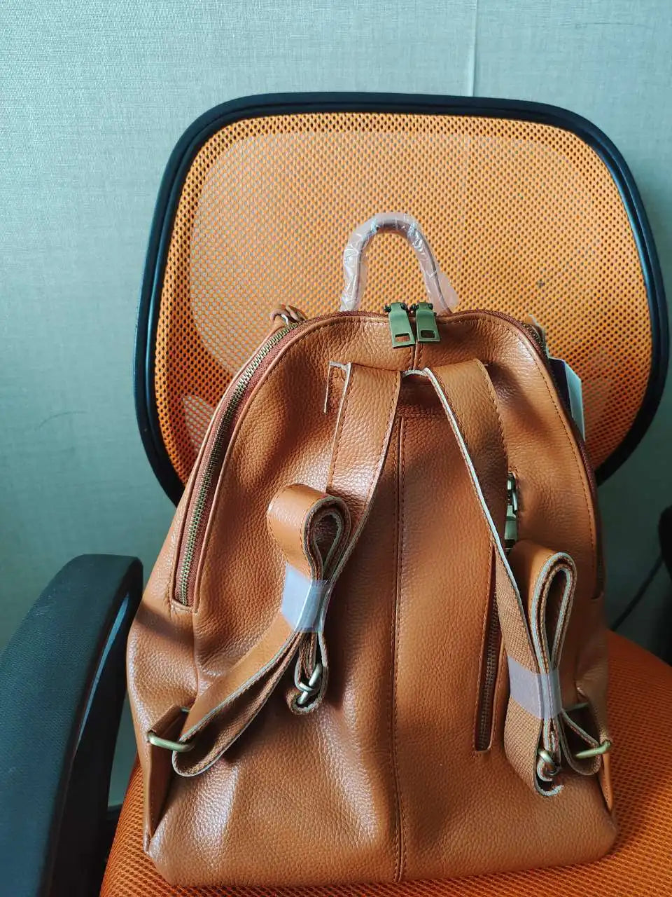 Zency Women Stylish Classic Backpack Khaki Genuine Leather Knapsack Satchel Purse Roomy with Pockets Fit A4 Ipad 9.7'' Rucksack