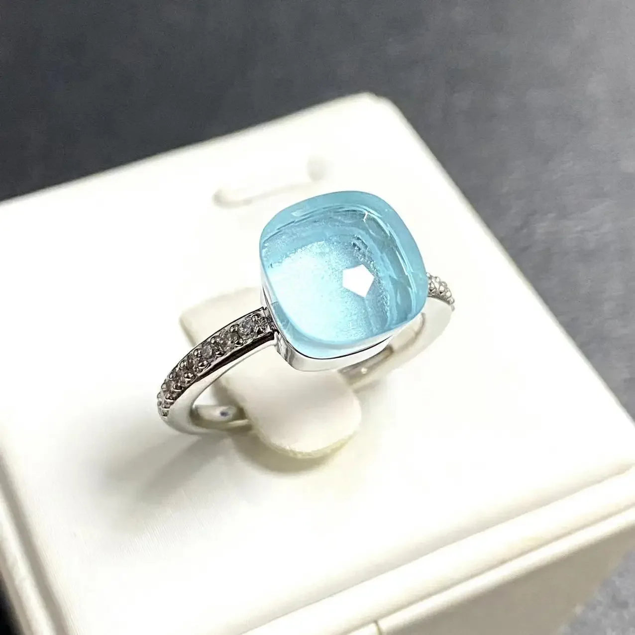 Ladies Square Candy Ring Slim Single Row Zircon Crystal Ring Platinum Plated Amethyst Jewelry Party Gift for Women