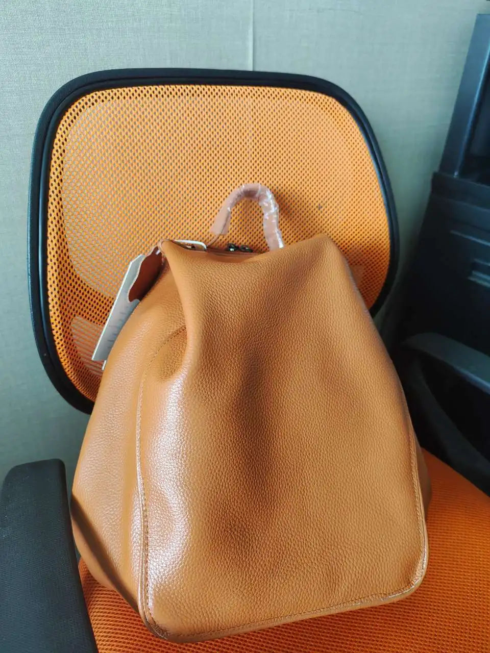 Zency Women Stylish Classic Backpack Khaki Genuine Leather Knapsack Satchel Purse Roomy with Pockets Fit A4 Ipad 9.7'' Rucksack