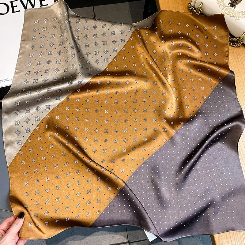 Foulard in Seta di Gelso a Stampe Fantasia