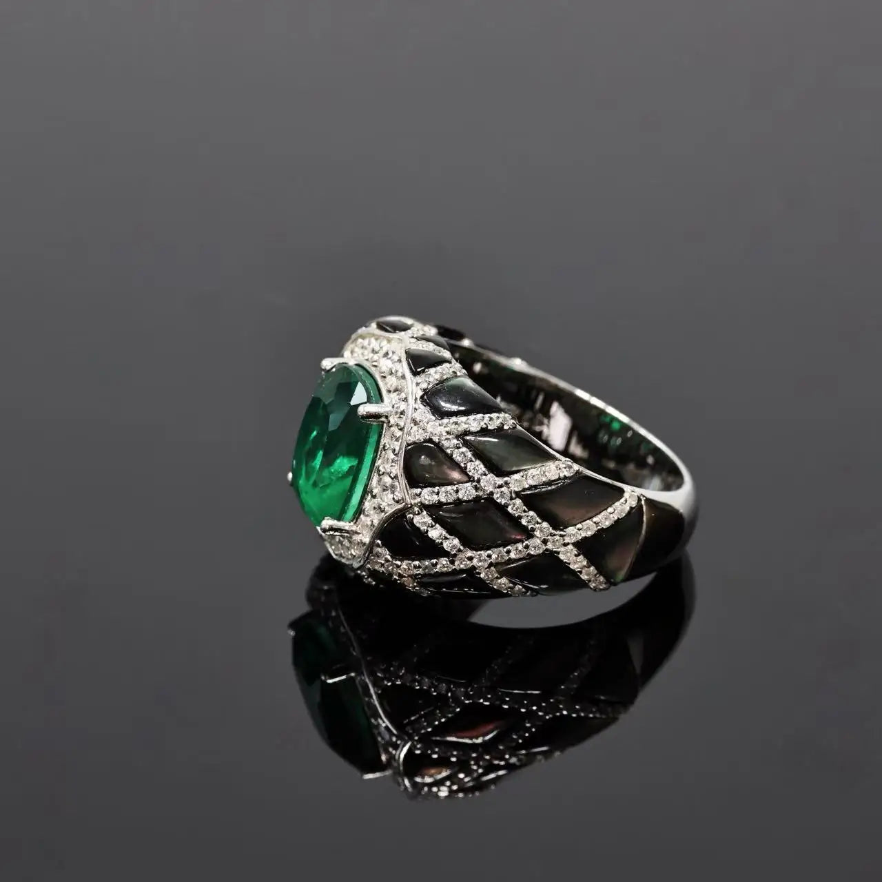 WUIHA 925 Sterling Silver Lab Sapphire Emerald Shell High Carbon Diamonds Gemstone Wedding Engagement Cocktail Ring Fine Jewelry