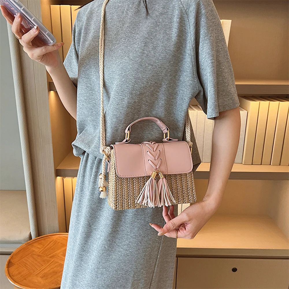 MOODS Straw Beach Bag For Women 2023 Summer New Luxury Designer Handbags Hit Color Tassels Shoulder Crossbody Box Bag Sac A Main