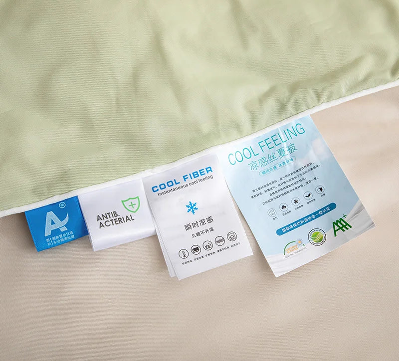 Cooling Blanket for Bed Silky Air Condition Comforter Lightweight Cooled Summer Quilt with Double Side Cold & Cooling Fabric