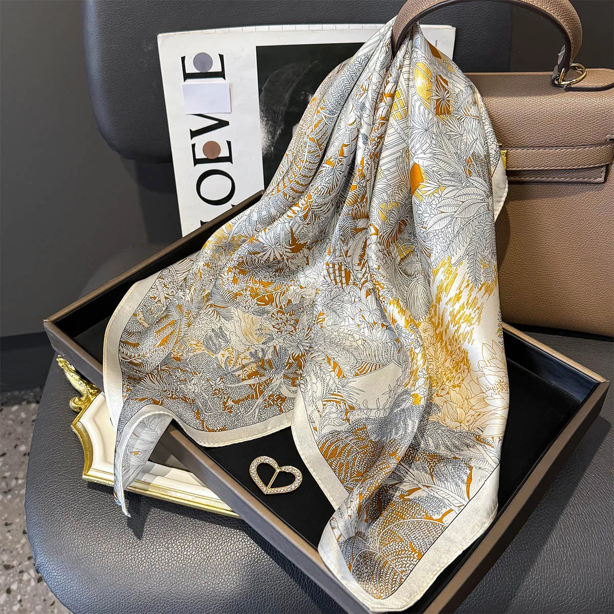 Foulard in Seta di Gelso a Stampe Fantasia