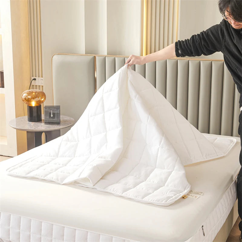 Six Sides All Inclusive Mattress Cover with Zipper Thicken Fitted Sheet Quilted Mattress Protector Pad Couple Customized Size