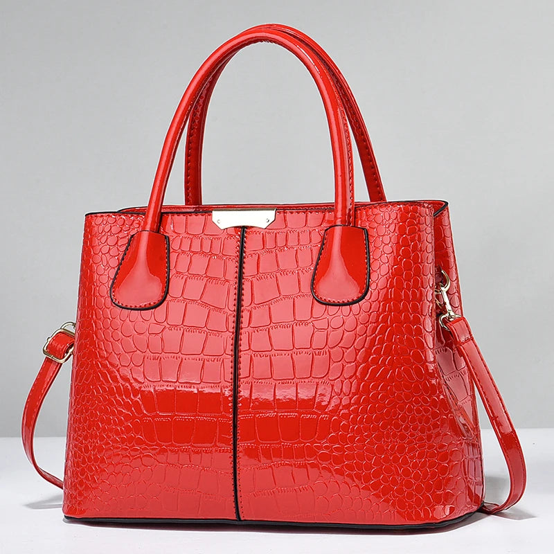 Borsa Tote Verniciata con Lavorazione Coccodrillo