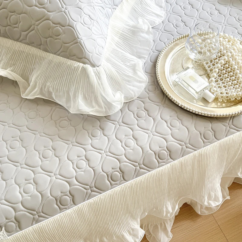 Summer Lace Ruffles Quilted Cooling Bed Skirt, Cool Feeling Fibre Mattress Cover, Bedspread, Bed Sheet, With Pillowcases, 3Pcs