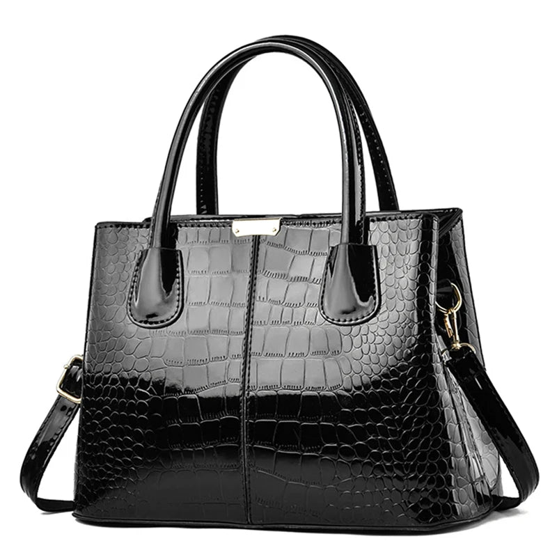 Borsa Tote Verniciata con Lavorazione Coccodrillo