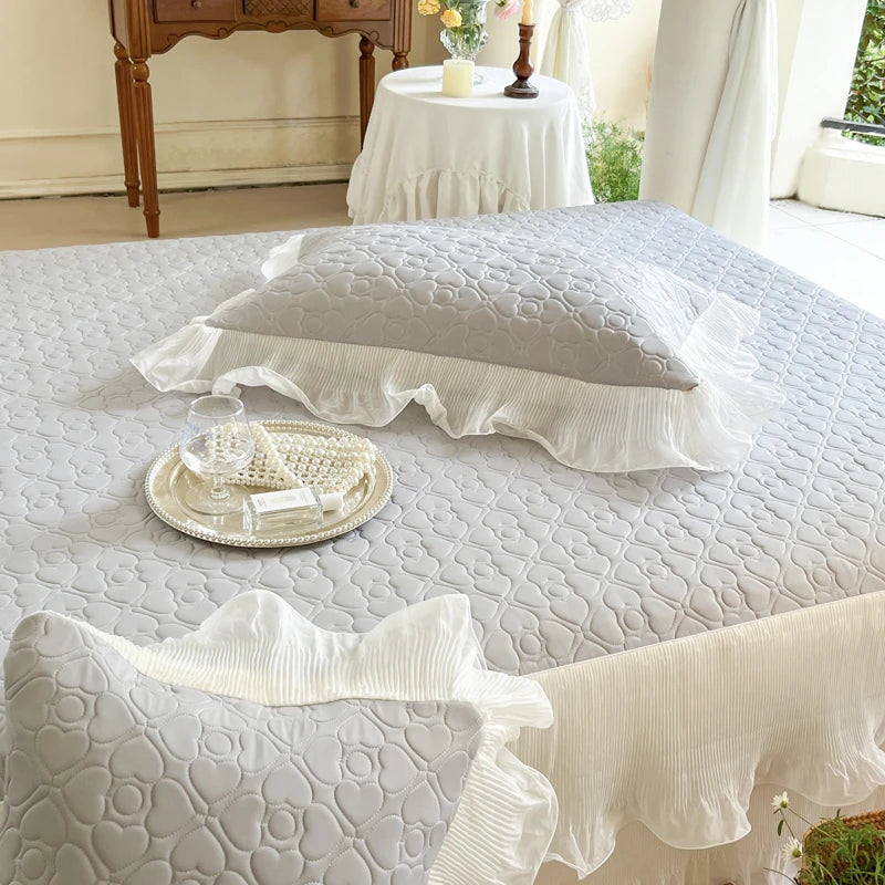Summer Lace Ruffles Quilted Cooling Bed Skirt, Cool Feeling Fibre Mattress Cover, Bedspread, Bed Sheet, With Pillowcases, 3Pcs