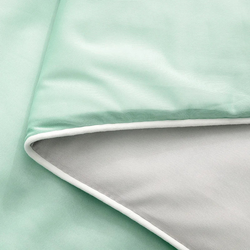 Cooling Blanket for Bed Silky Air Condition Comforter Lightweight Cooled Summer Quilt with Double Side Cold & Cooling Fabric