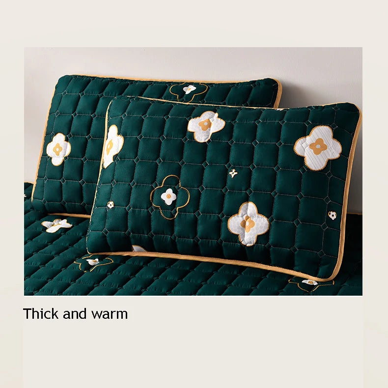 2023 New Thickened Quilted Mattress Cover Large Sheet Antibacterial Breathable Children Lovely Mattress Cover Removable