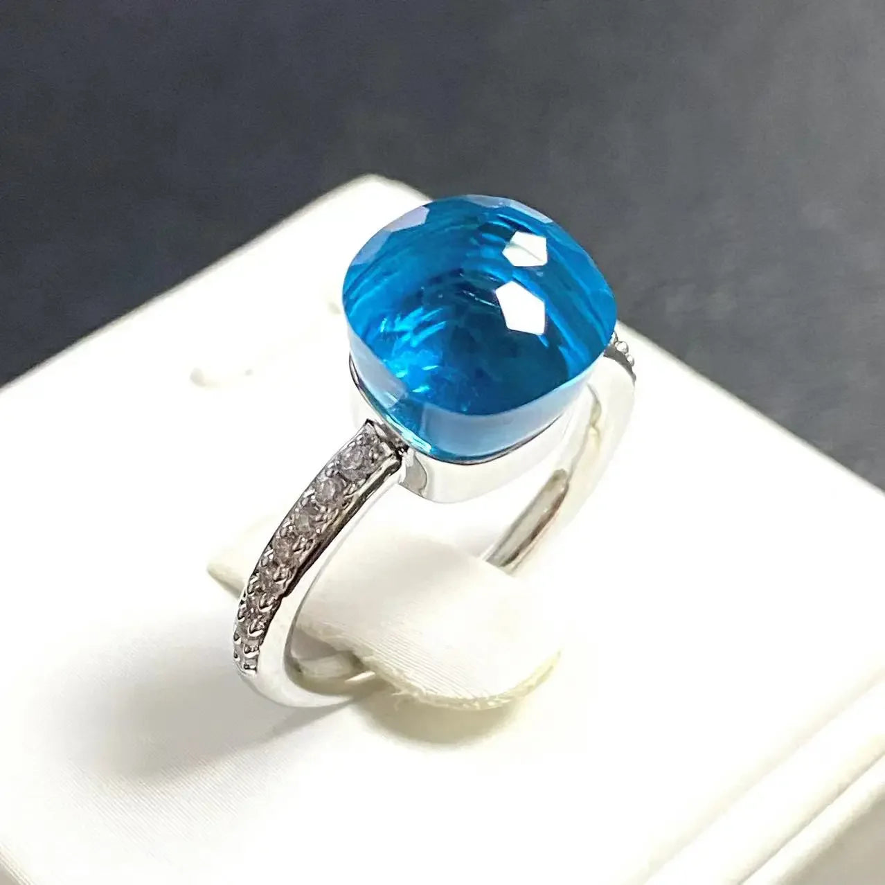 Ladies Square Candy Ring Slim Single Row Zircon Crystal Ring Platinum Plated Amethyst Jewelry Party Gift for Women