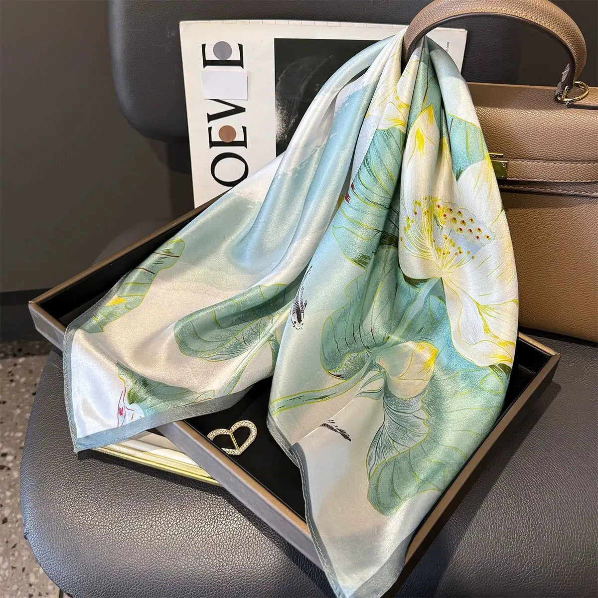 Foulard in Seta di Gelso a Stampe Fantasia