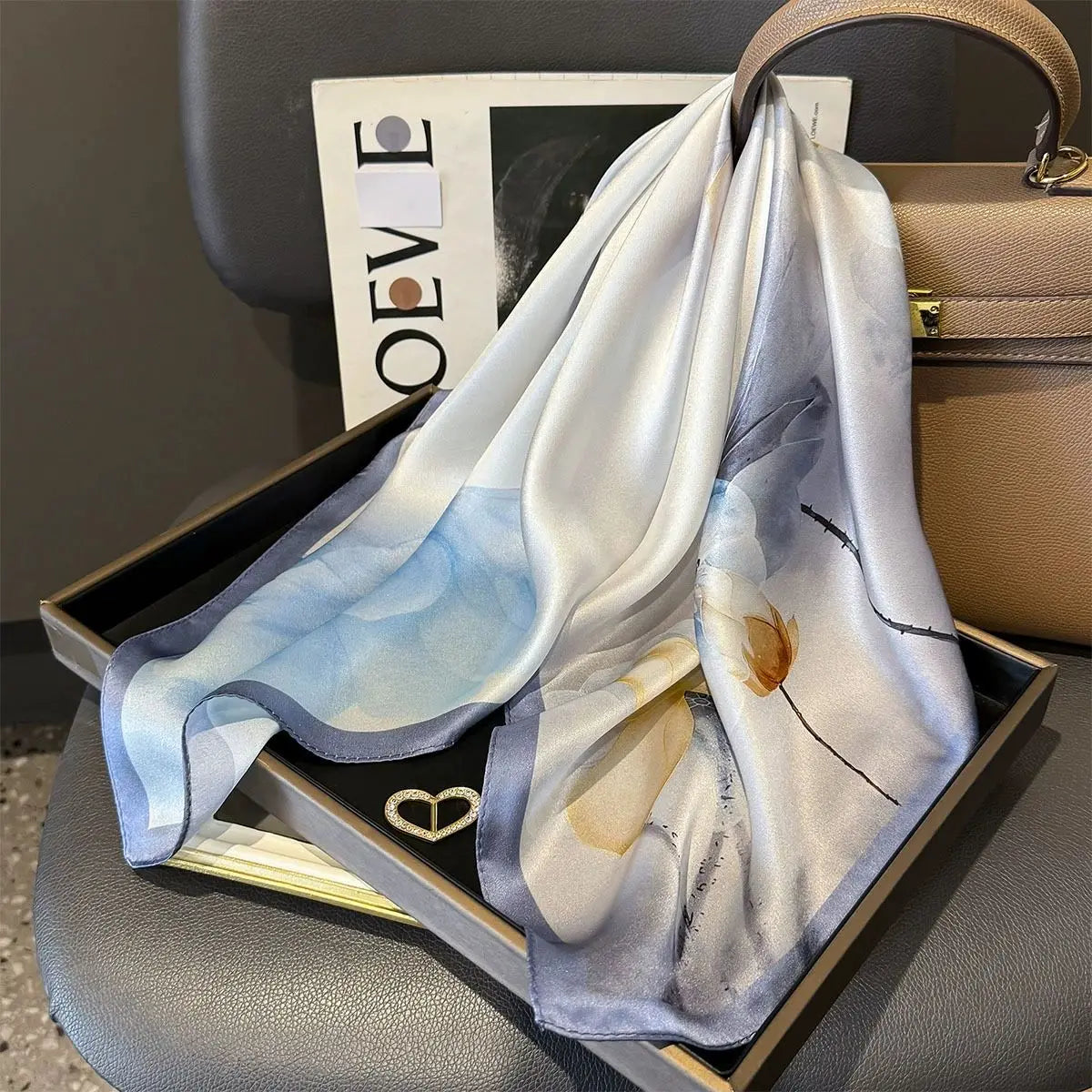 Foulard in Seta di Gelso a Stampe Fantasia