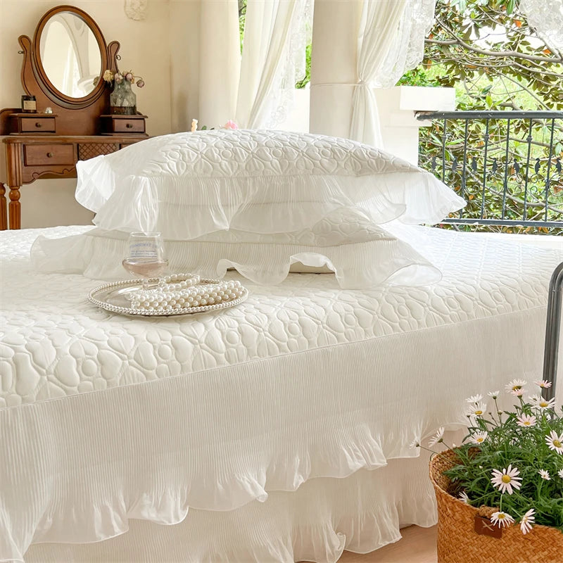 Summer Lace Ruffles Quilted Cooling Bed Skirt, Cool Feeling Fibre Mattress Cover, Bedspread, Bed Sheet, With Pillowcases, 3Pcs