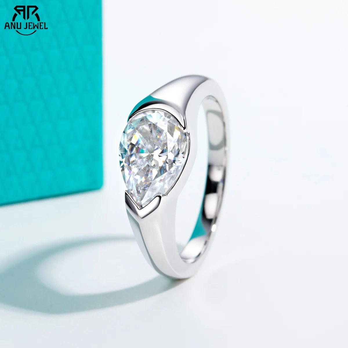 AnuJewel 2.5ct Pear Cut Moissanite Engagement Wedding Ring 925 Sterling Silver Ring 18k White Gold Plated for Women&Men Jewelry