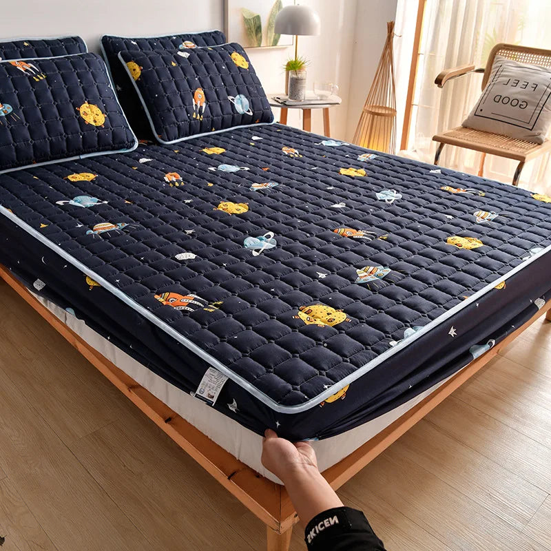 2023 New Thickened Quilted Mattress Cover Large Sheet Antibacterial Breathable Children Lovely Mattress Cover Removable