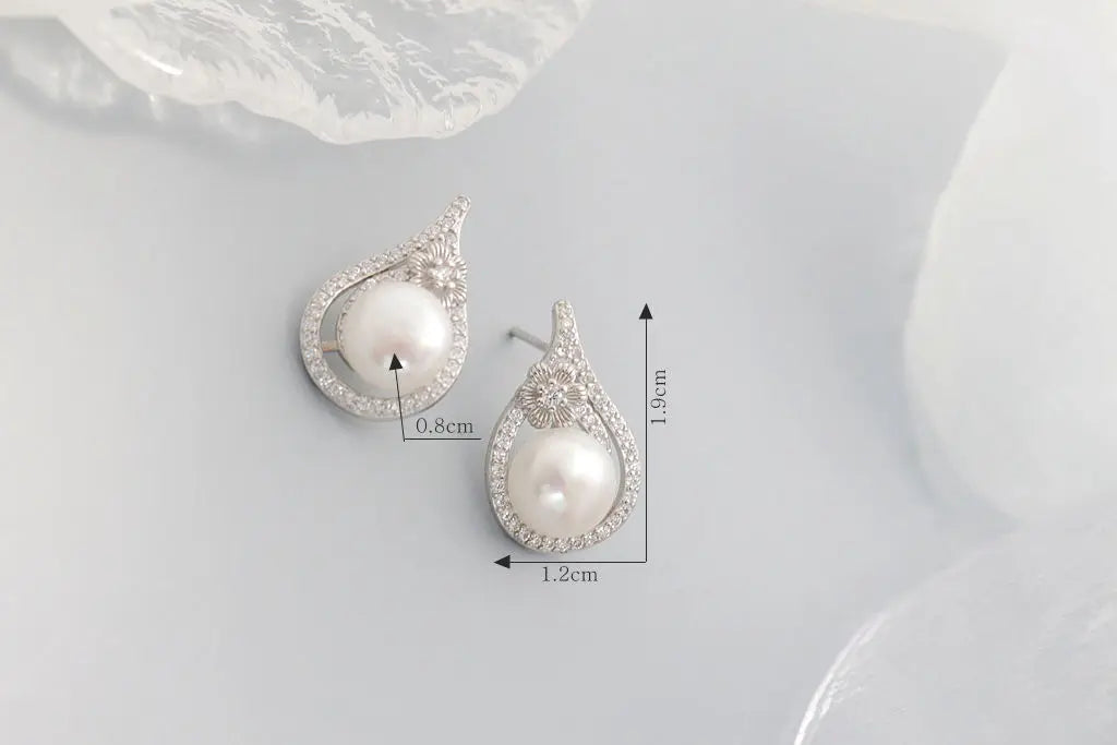 Authentic 925 Sterling Silver Earstuds Hollowed-Out Floral Pattern Inlaid Natural Freshwater Pearl Gentle Graceful Earring Gift