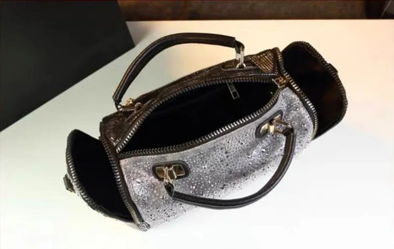 2025 Luxury Designer Women's Full Inlaid Diamond Handbag Retro Large Capacity Leopard Travel Shoulder Crossbody Bag Trendy Totes