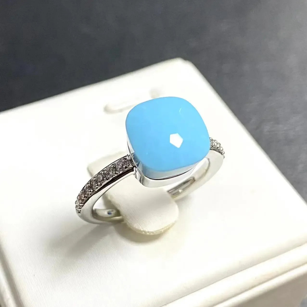 Ladies Square Candy Ring Slim Single Row Zircon Crystal Ring Platinum Plated Amethyst Jewelry Party Gift for Women