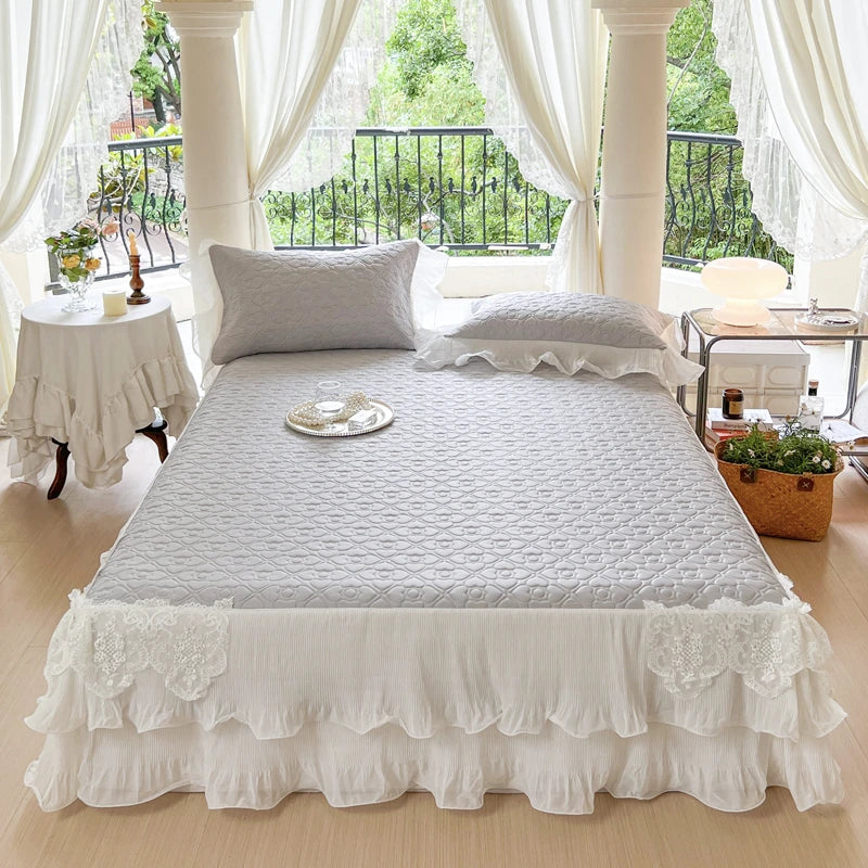 Summer Lace Ruffles Quilted Cooling Bed Skirt, Cool Feeling Fibre Mattress Cover, Bedspread, Bed Sheet, With Pillowcases, 3Pcs