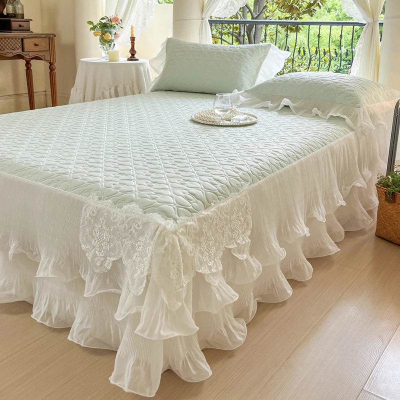 Summer Lace Ruffles Quilted Cooling Bed Skirt, Cool Feeling Fibre Mattress Cover, Bedspread, Bed Sheet, With Pillowcases, 3Pcs