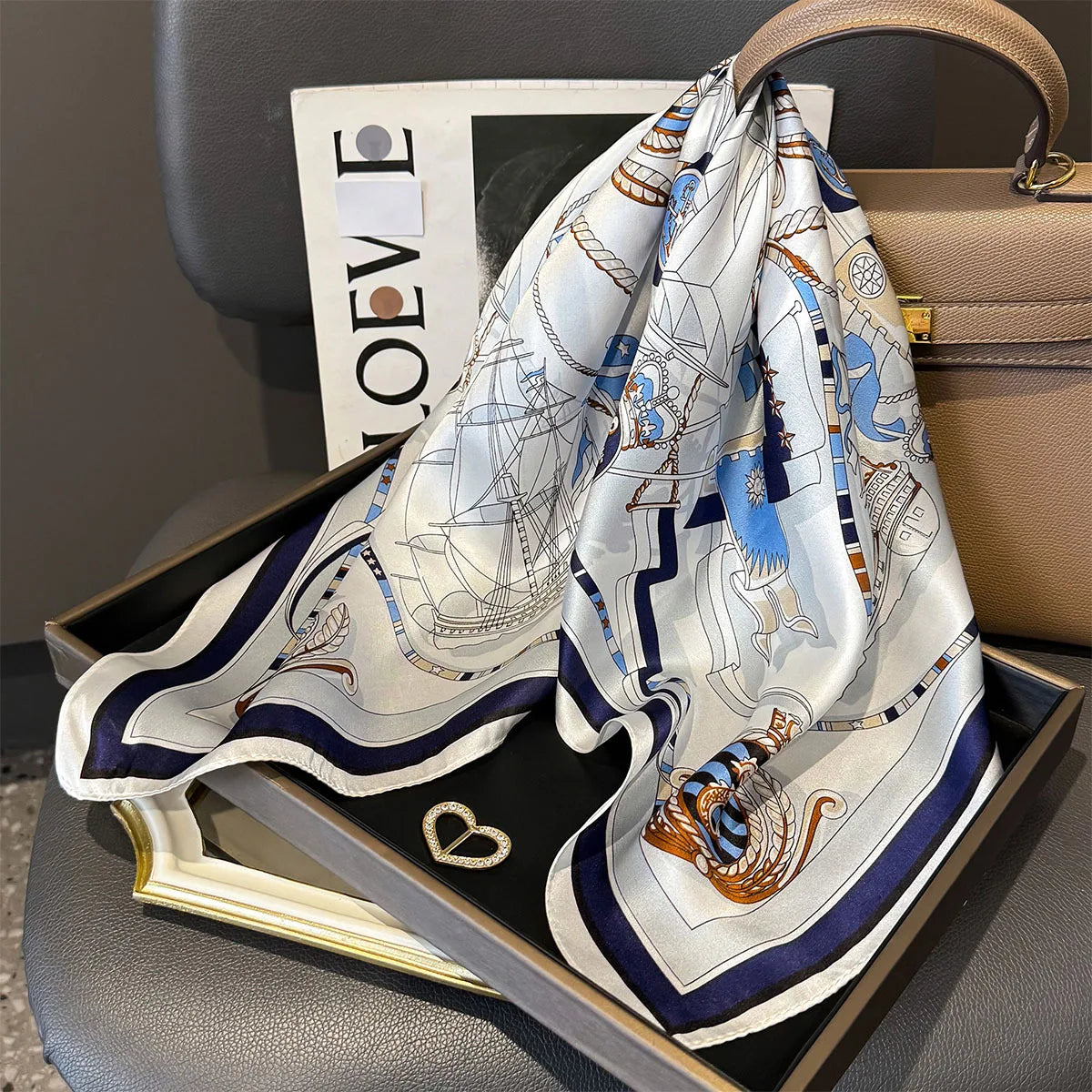 Foulard in Seta di Gelso a Stampe Fantasia