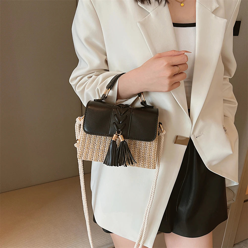 MOODS Straw Beach Bag For Women 2023 Summer New Luxury Designer Handbags Hit Color Tassels Shoulder Crossbody Box Bag Sac A Main