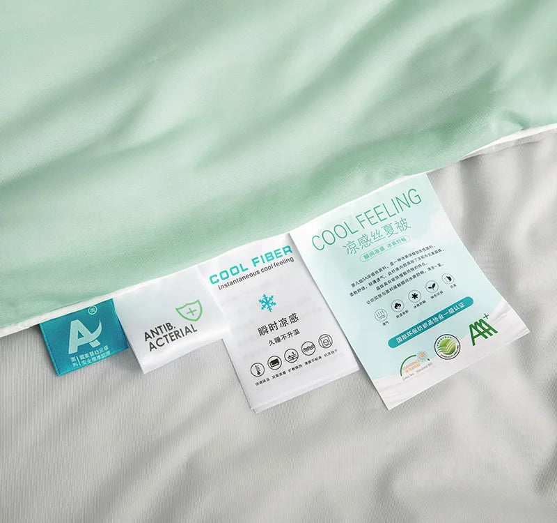 Cooling Blanket for Bed Silky Air Condition Comforter Lightweight Cooled Summer Quilt with Double Side Cold & Cooling Fabric