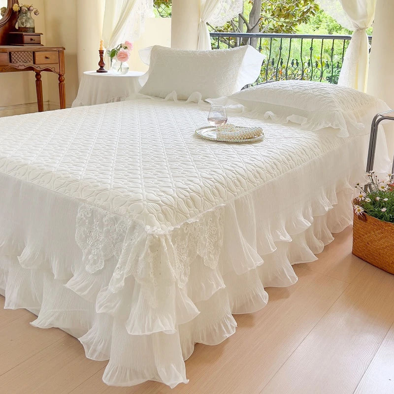 Summer Lace Ruffles Quilted Cooling Bed Skirt, Cool Feeling Fibre Mattress Cover, Bedspread, Bed Sheet, With Pillowcases, 3Pcs