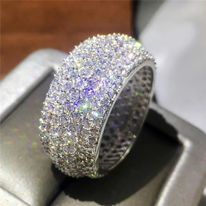 Fashionable Exaggerated Zircon Ring Women's Full Sky Star Flash Diamond Ring Geometric Shape Copper Material round Line Style
