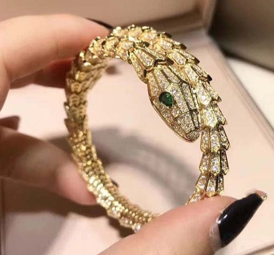 Conjunto de pulsera y anillo "Serpiente" Oda a la maestría orfebre italiana