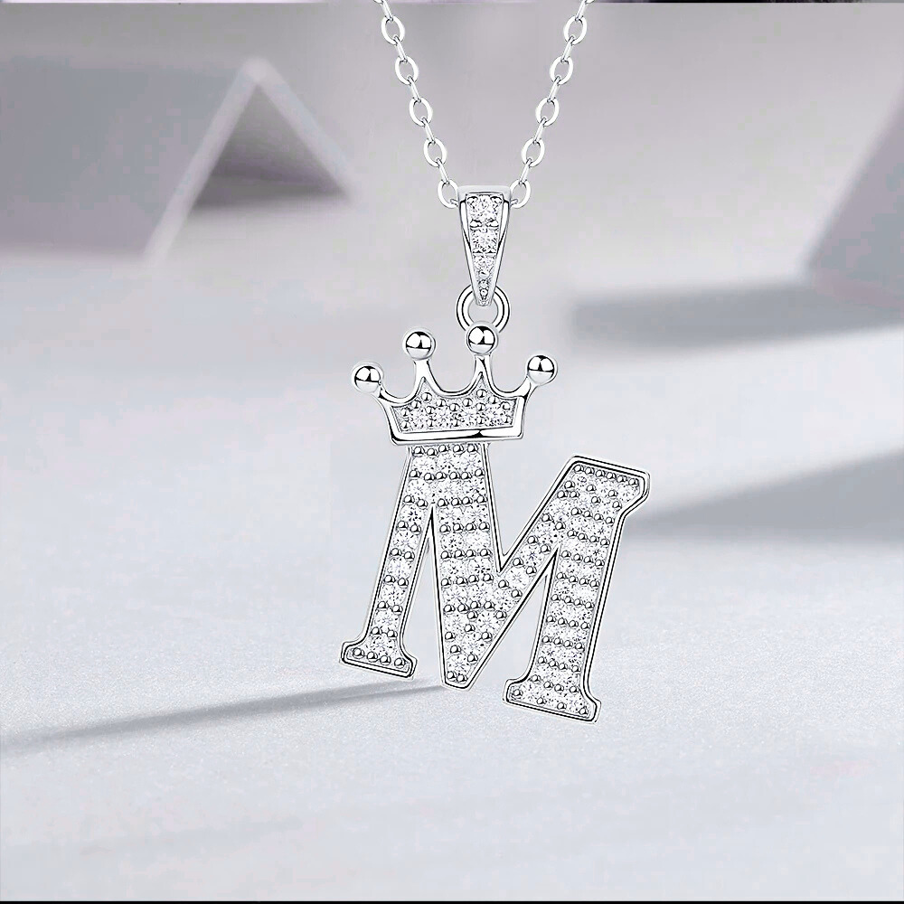 Collana con Iniziali in Moissanite