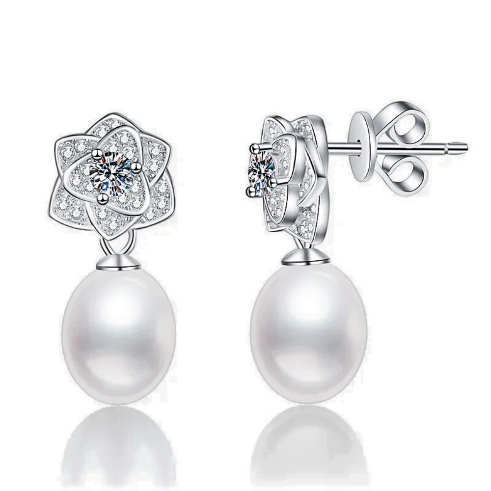 Orecchini a Fiore con Moissaniti e Perle Naturali